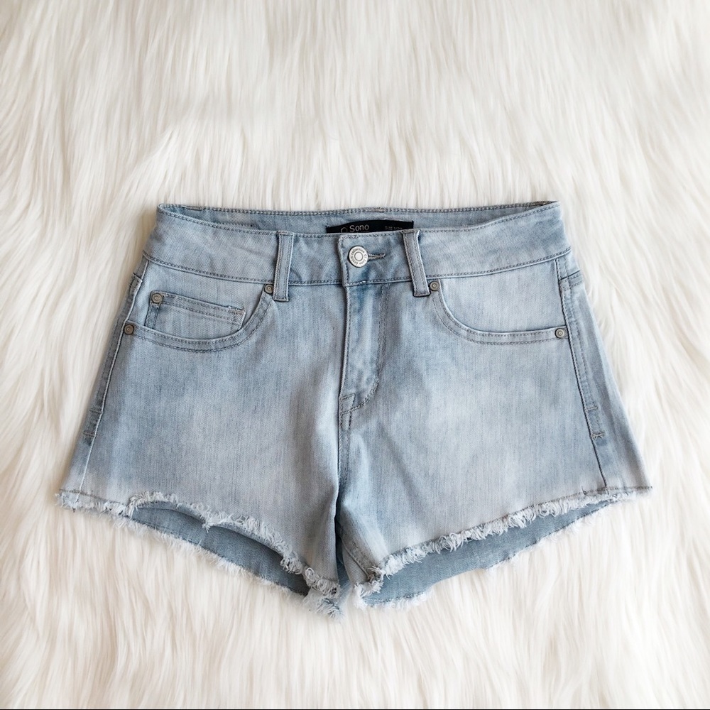 Light wash high waisted shorts - Picture 1 of 4